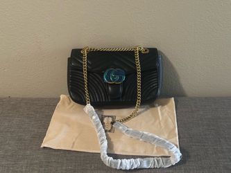 GG Marmont Quilted Leather Shoulder Bag