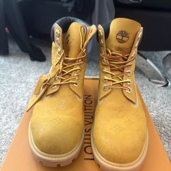 Louis Vuitton Timbs