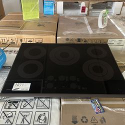ELECTRIC SAMSUNG BUILD IN COOKTOP