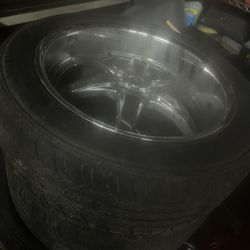 Wheels are in perfect condition the tires are 80%