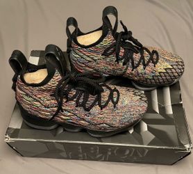 Nike LeBron 15 Basketball Shoes GS 'Four Horsemen' Size 4y