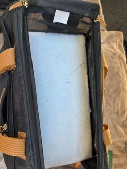 Pet carrier