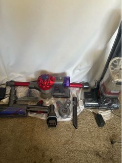 Dyson V8 new set attachments Shark Rocket flex cordless