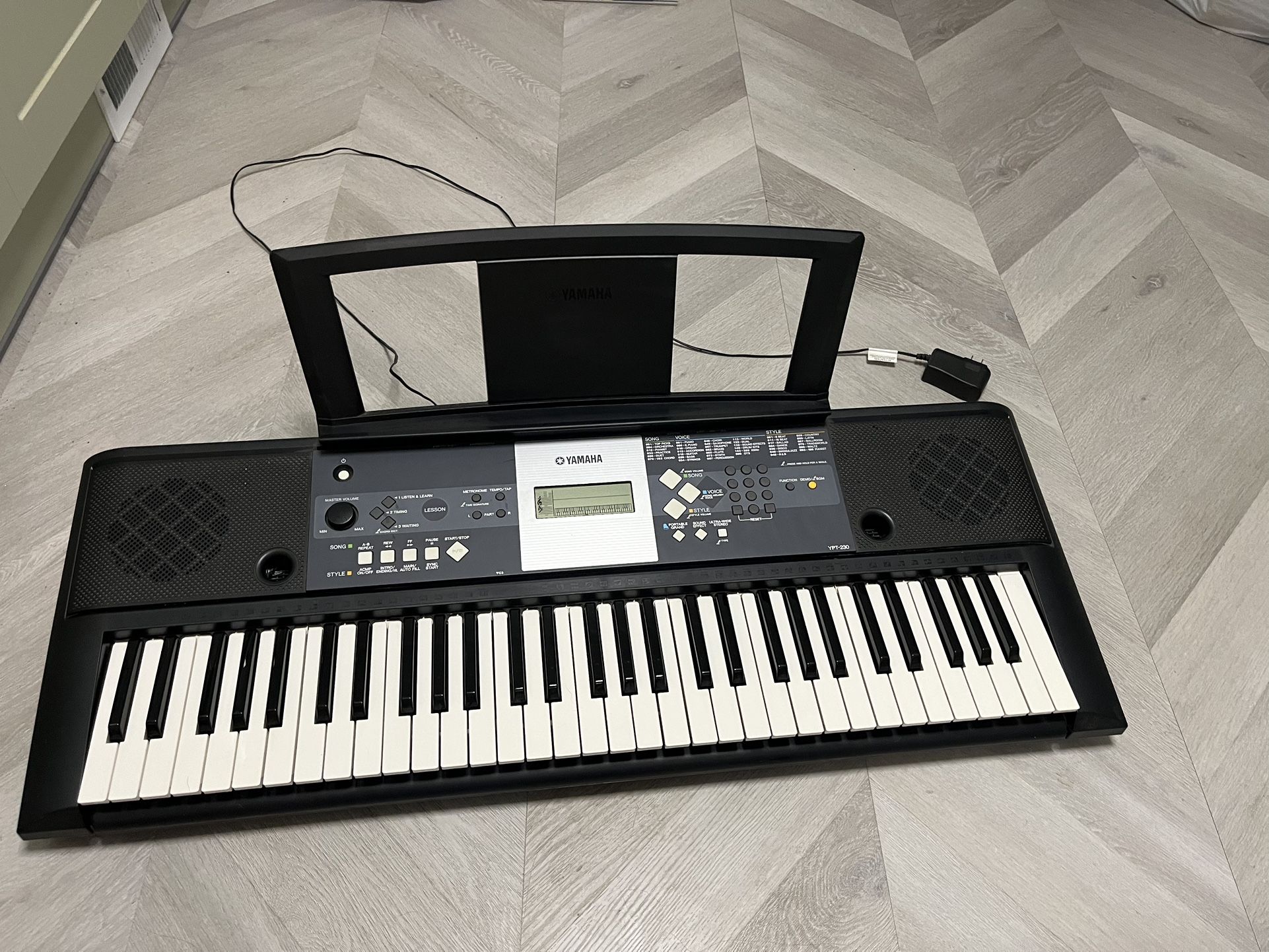 Yamaha keyboard piano