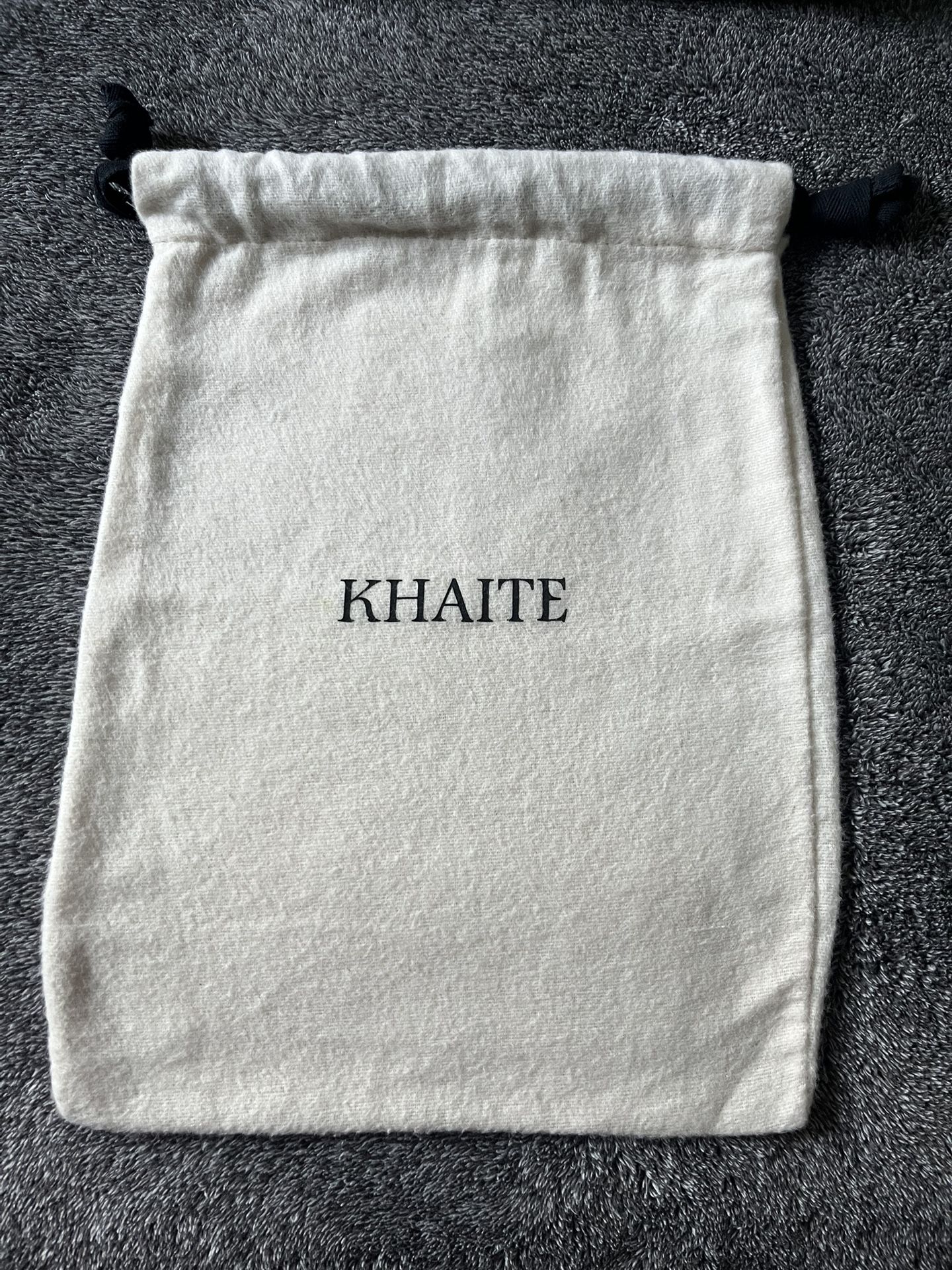 CREAM KHAITE DUST BAG