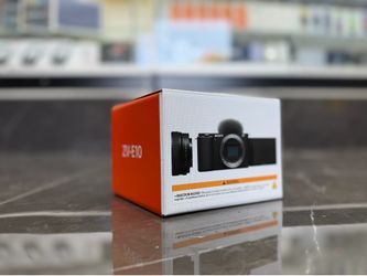 Sony ZV-E10 Digital Camera (📸)(Take It Home In Payments/ llévatelo a casa en pagos)only $10 down