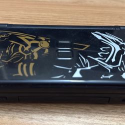 Pokemon Diamond and Pearl Nintendo DS