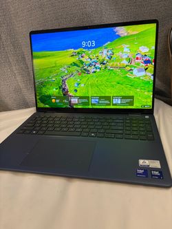 Dell Laptop with Intel Core Ultra 7