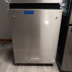 Kitchenaid NEW  Stainless dishwasher 