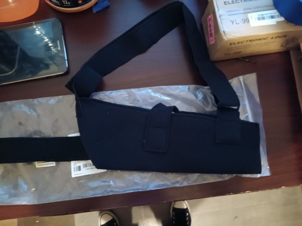 Brand New Arm Sling