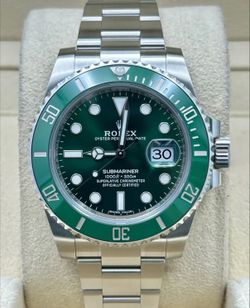 2020 Rolex Submariner Date "Hulk" 40MM Green Dial Oyster Bracelet (116610LV)