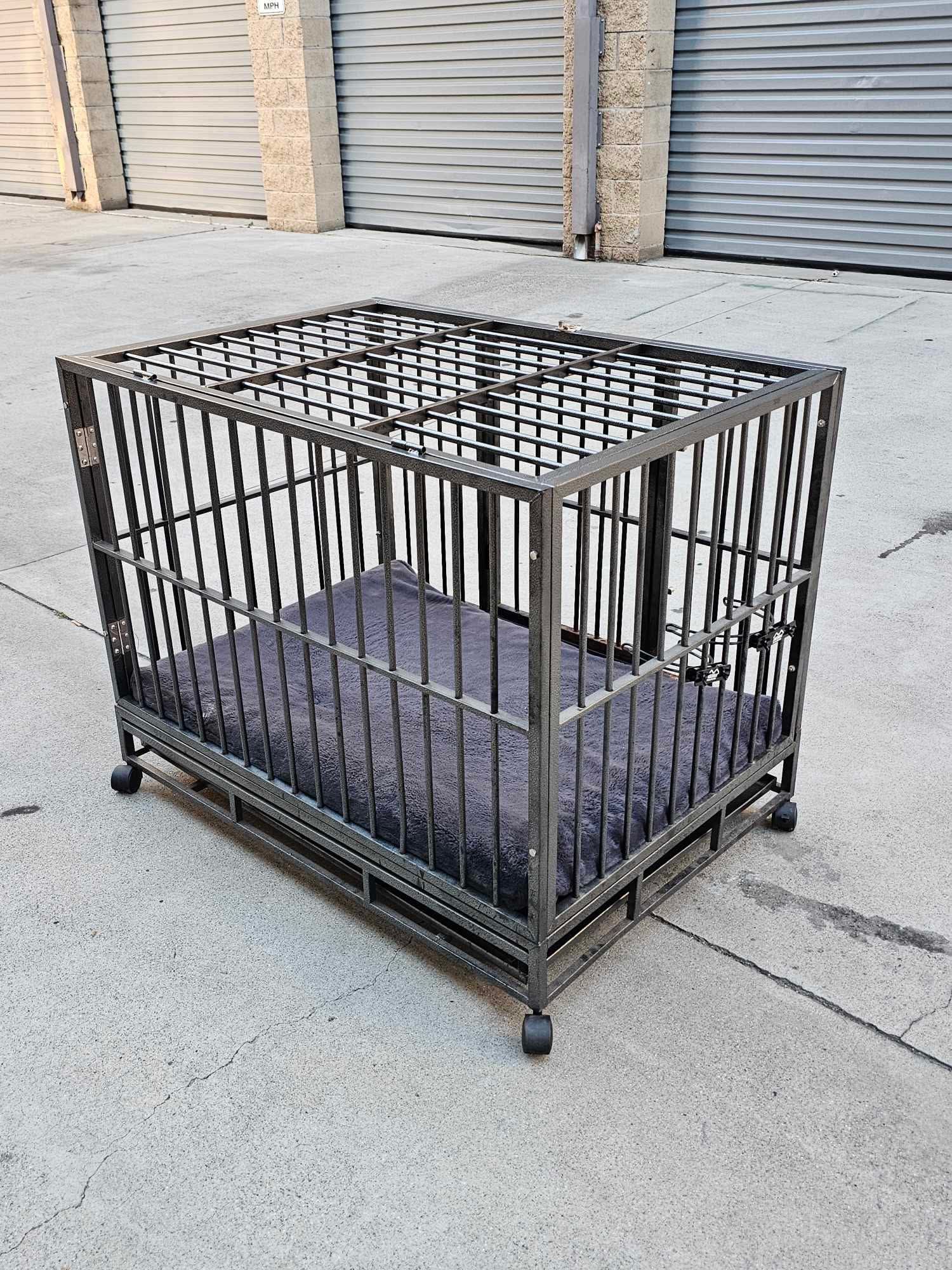 Steel Dog Cage with Wheels