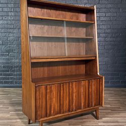 Mid-Century Modern "1st Edition" Walnut Bookcase Hutch by Lane, c.1950's - Delivery Available 