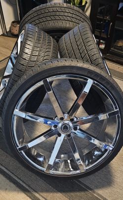 Read details PLZ! ..... 26 inch Borghini 6x139.7 or 6x5.5 lug pattern