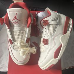 Jordan 4 Valentines Day Size 6W New