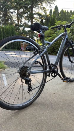 Hyper Bicycles 700c Urban 8speed