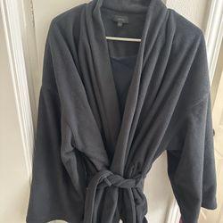 SKIMS Cozy Fleece Robe – Black (Excellent Condition) 
