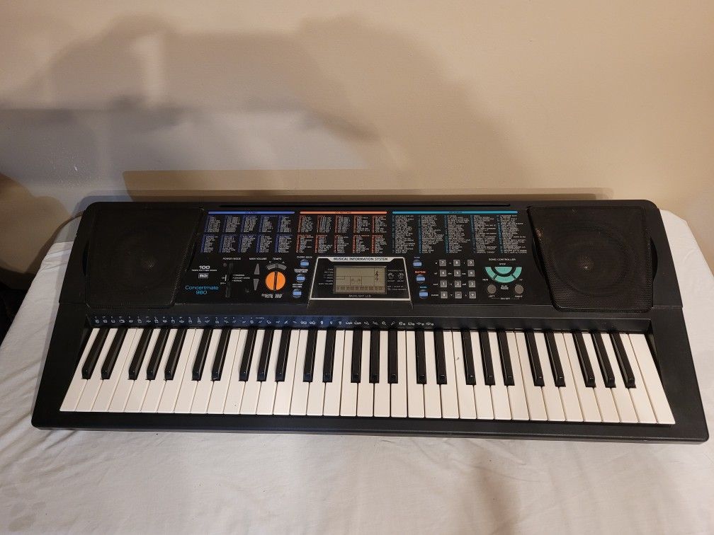 Optimus Concertmate - 980 Keyboard Piano w/ Stand