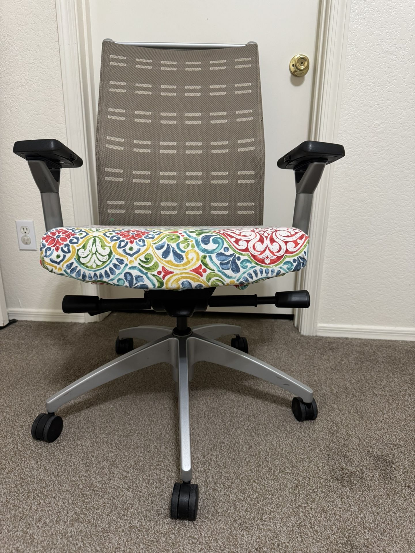 Used Adjust Abel Chair