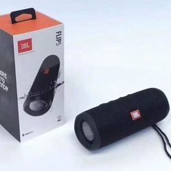JbL Flip 5 Bluetooth Mini speaker