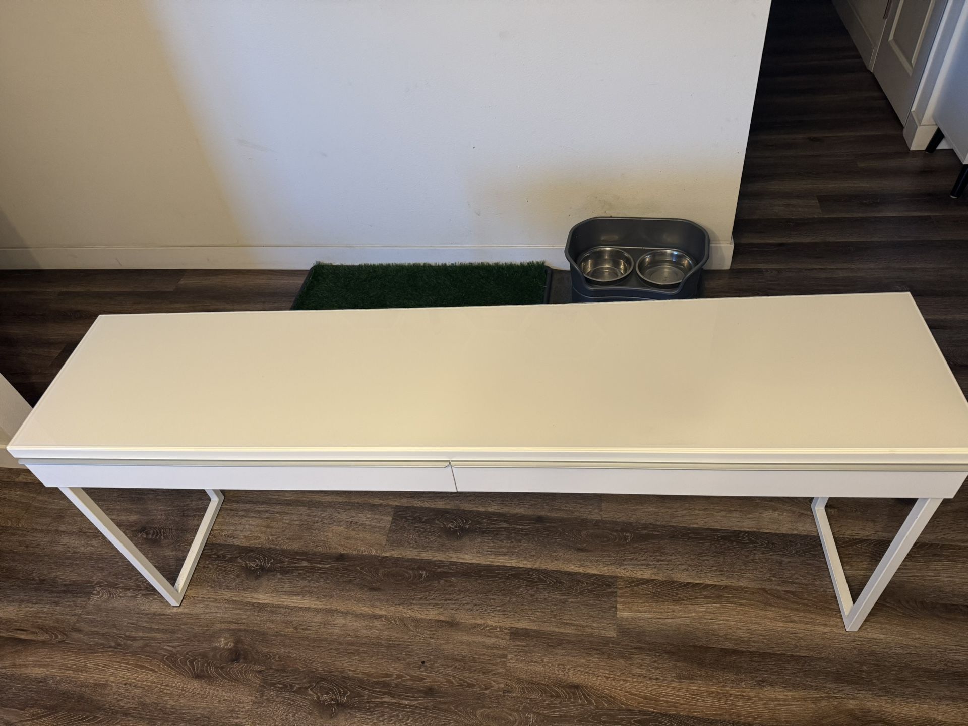Foyer Entryway Table w/ Drawers