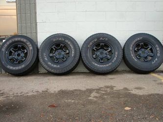 ~ ~ ~ ~ 17" DODGE DURANGO RAM DAKOTA BLACK WHEELS AND TIRES ~ ~ ~ ~