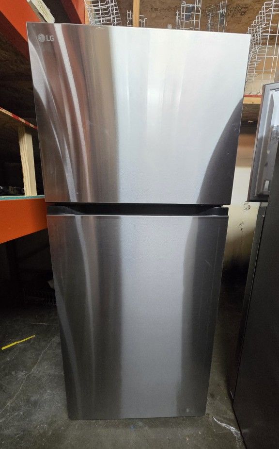 LG 18 Cubic Refrigerator *stainless