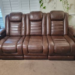 Couch With Recliners