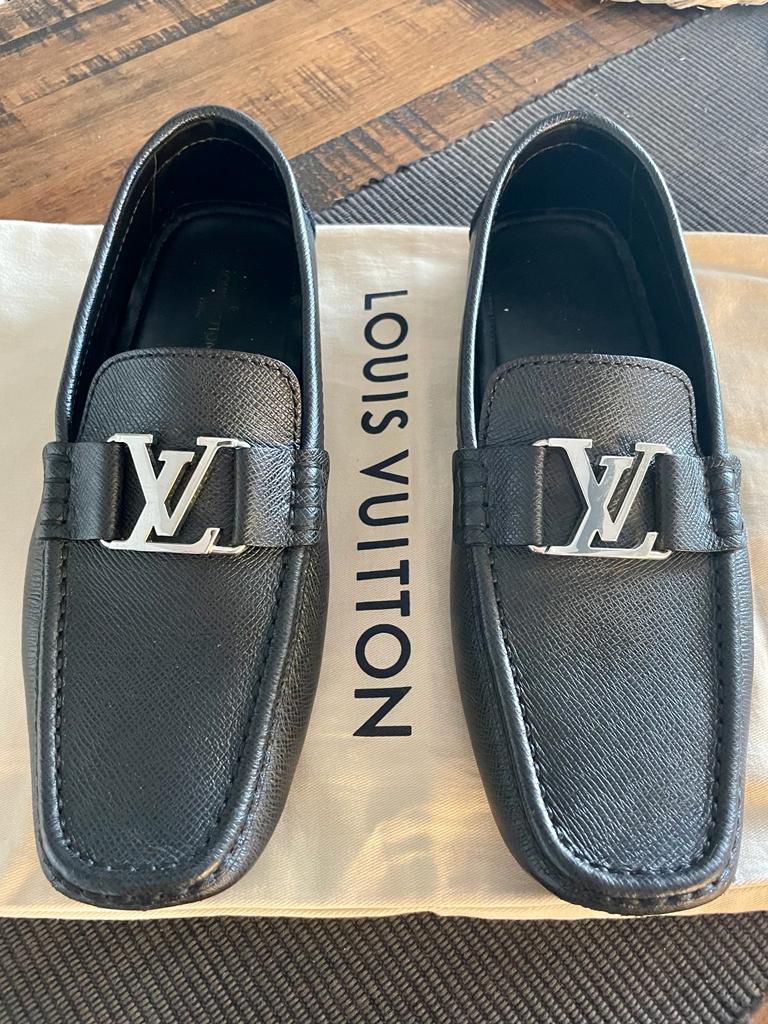 Prppre-owned Authentic Men's Louis VUITTON Monte Carlo Moccasin in Gray  (Size 10) for Sale in Miami, FL - OfferUp