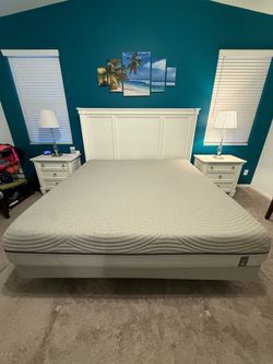 KING SLEEP NUMBER i8 + ADJUSTABLE BASE – $500 – MUST GO