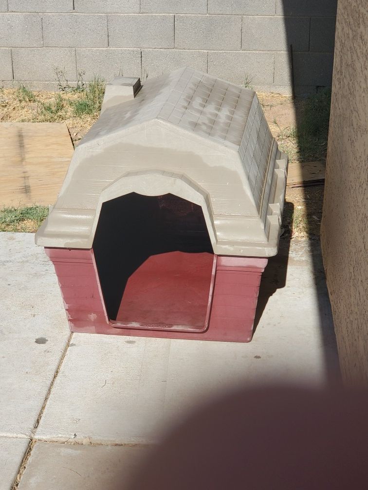 Dog house