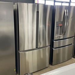 Insignia French door refrigerator