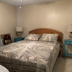 Bedroom Set.  Pick Up Only 