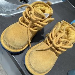 Kid Uggs