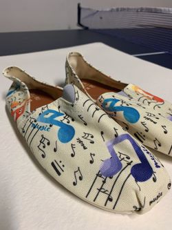Unique women’s music shoes flats 7.5