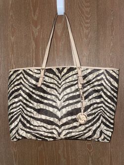 Michael Kors Jet Set Laptop Purse