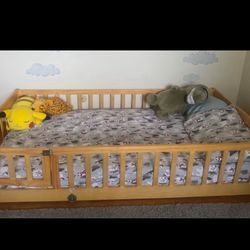 Twin Floor Bed