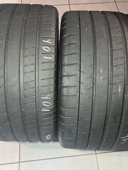 285/30/ZR 20. Two used Michelin pilot tires.