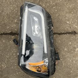 14 Dodge Charger Head Light 