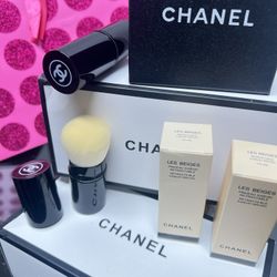 Chanel (Retractable kabuki brush) CHANEL LES PINCEAUX DE CHANEL NIB