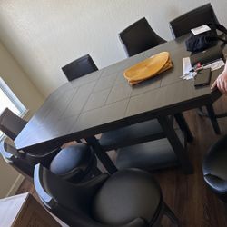 Black Table Set, With 8 Chairs