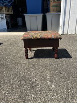 Antique Floral Tapestry Footstool With a Hinged Top For Storage