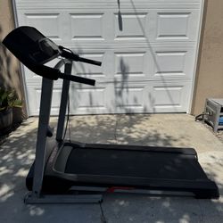 Treadmill 