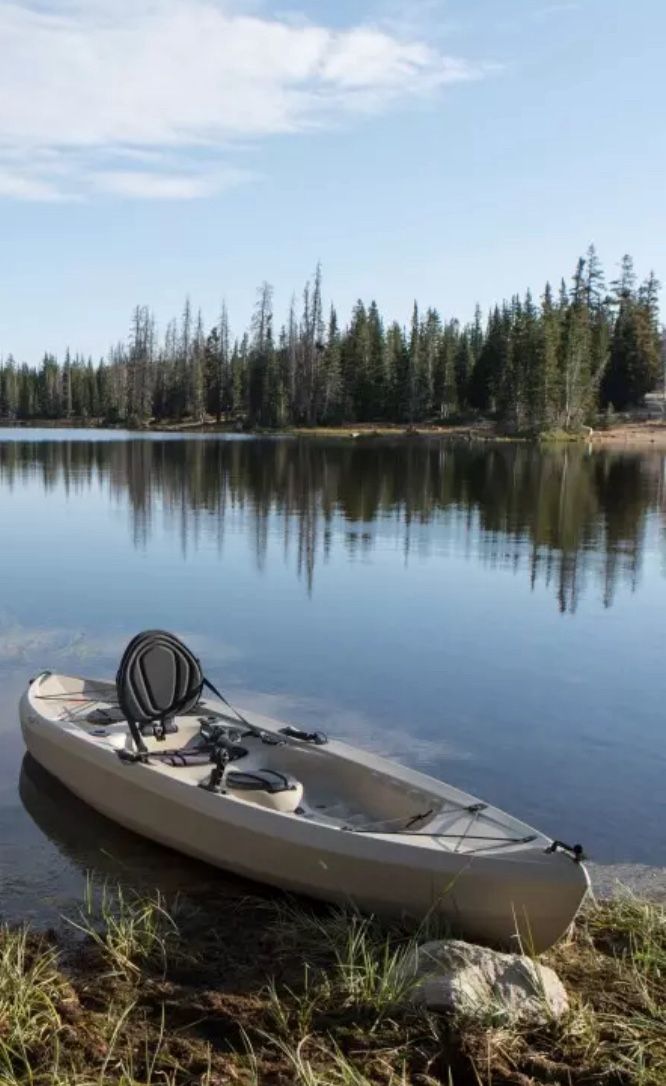 Lifetime Tamarak Fishing Kayak