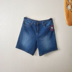 NWT Gloria Vanderbilt Relaxed Shorts Women’s Size: 10 