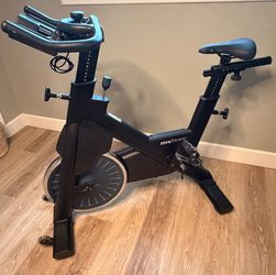 2020 MYX Fitness MYX215A Like New with 21.5 Inch Tablet – Phoenix, AZ