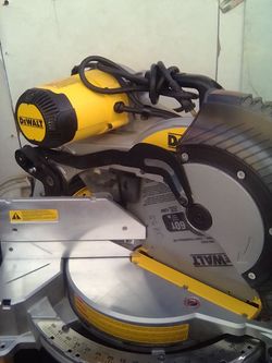 DeWalt miter saw 12" with table stand
