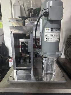 Strip Meister, Ex 2000