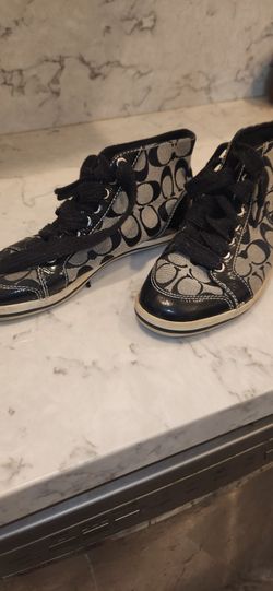 Coach Shoe