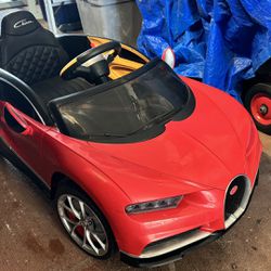 Bugatti Chiron 12V Ride On Car